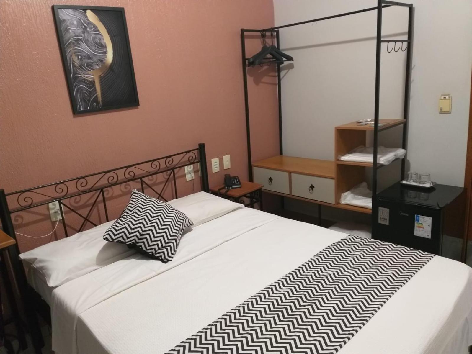 Palace Hotel Tres Poderes Frutal Εξωτερικό φωτογραφία